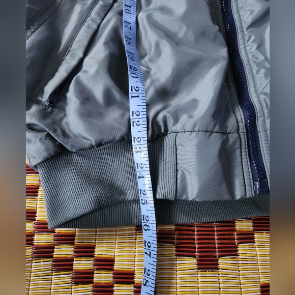 Vintage Men's Patagonia Jacket. Sz Med. EUC. - Picture 9 of 10